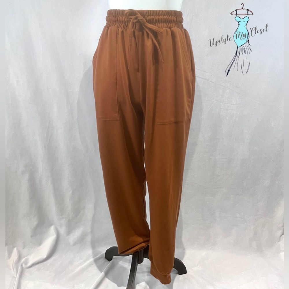 High waisted burnt orange joggers size medium